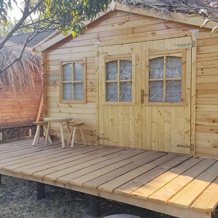 Edelweiss Guesthouse, Glamping And Camping Suhaia Экстерьер фото