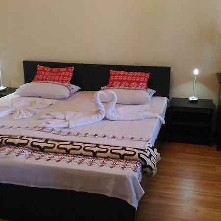 Edelweiss Guesthouse, Glamping And Camping Suhaia Экстерьер фото