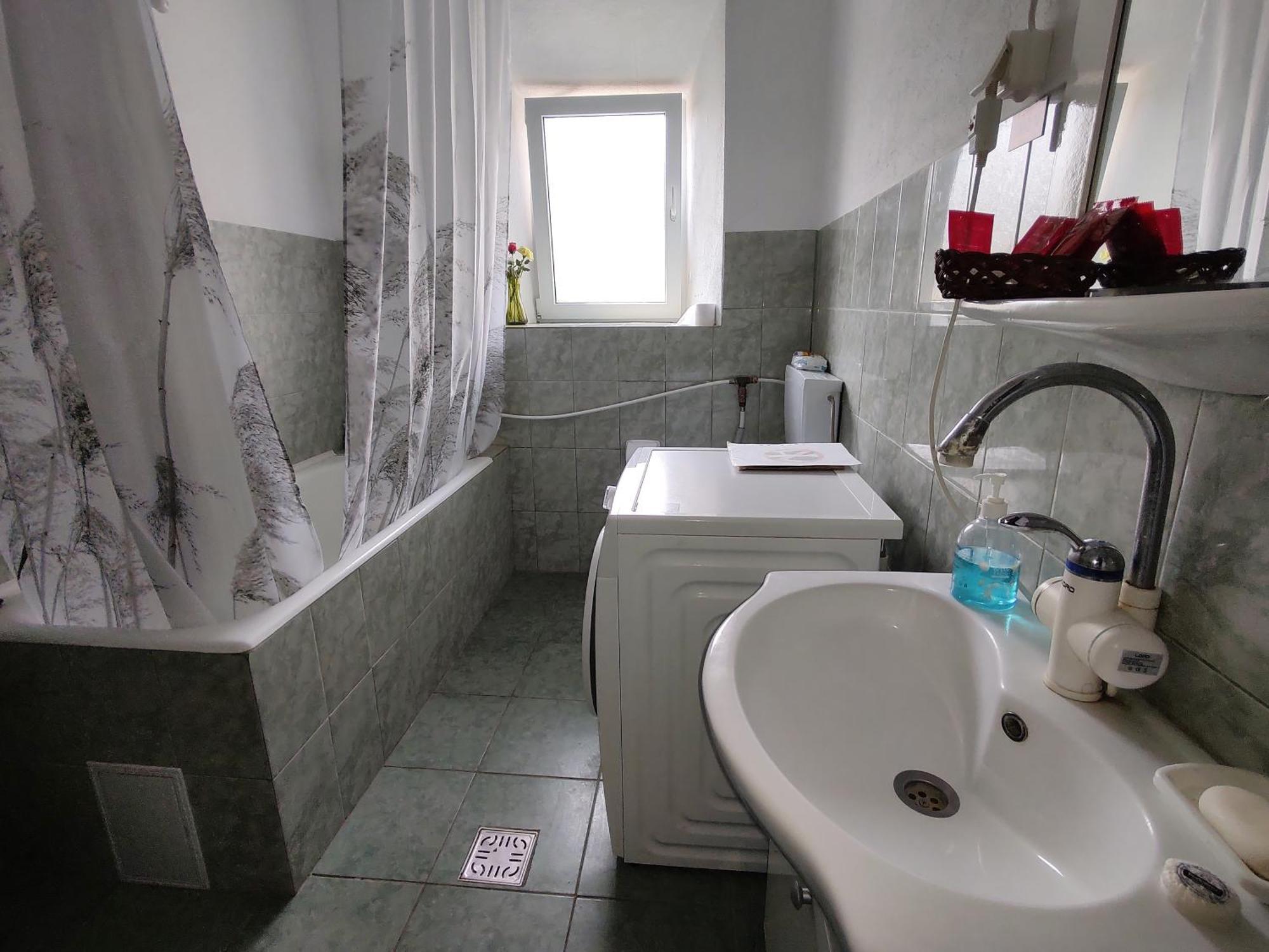 Edelweiss Guesthouse, Glamping And Camping Suhaia Экстерьер фото