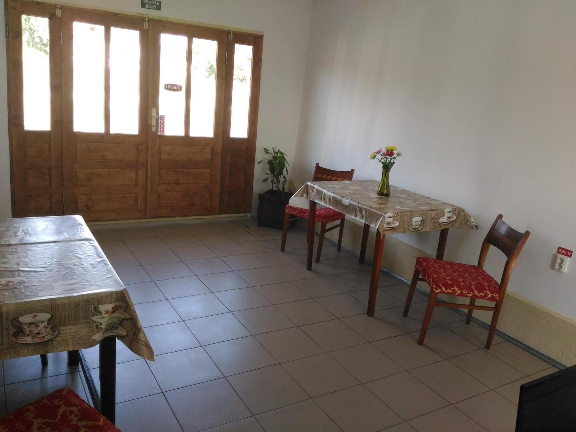Edelweiss Guesthouse, Glamping And Camping Suhaia Экстерьер фото