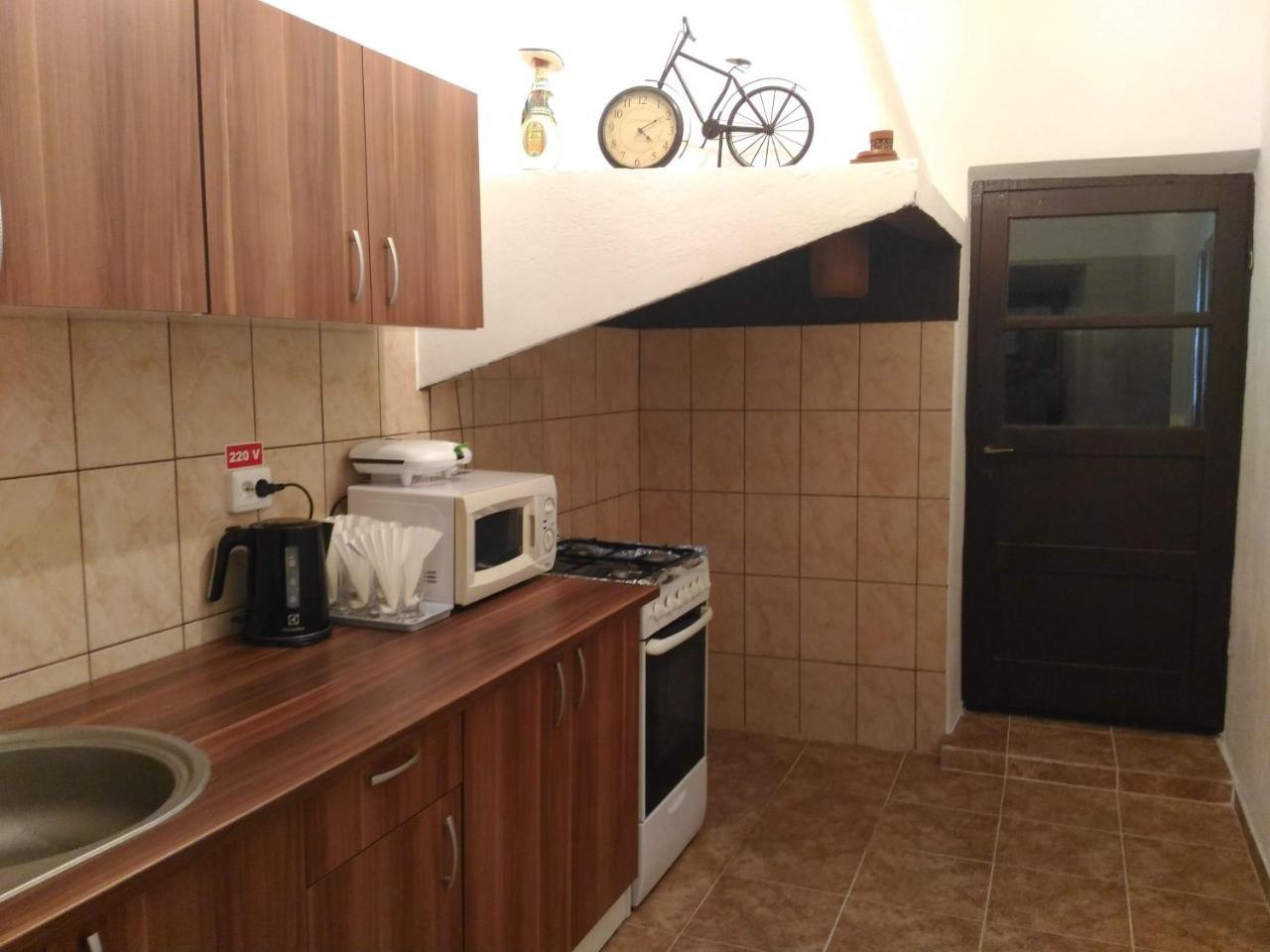 Edelweiss Guesthouse, Glamping And Camping Suhaia Экстерьер фото